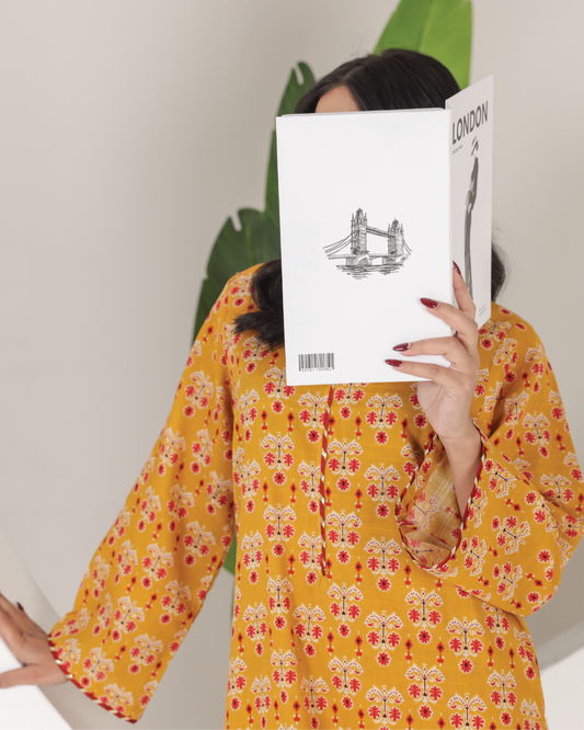 Burnt Orange Bliss – A Radiant Statement of Style