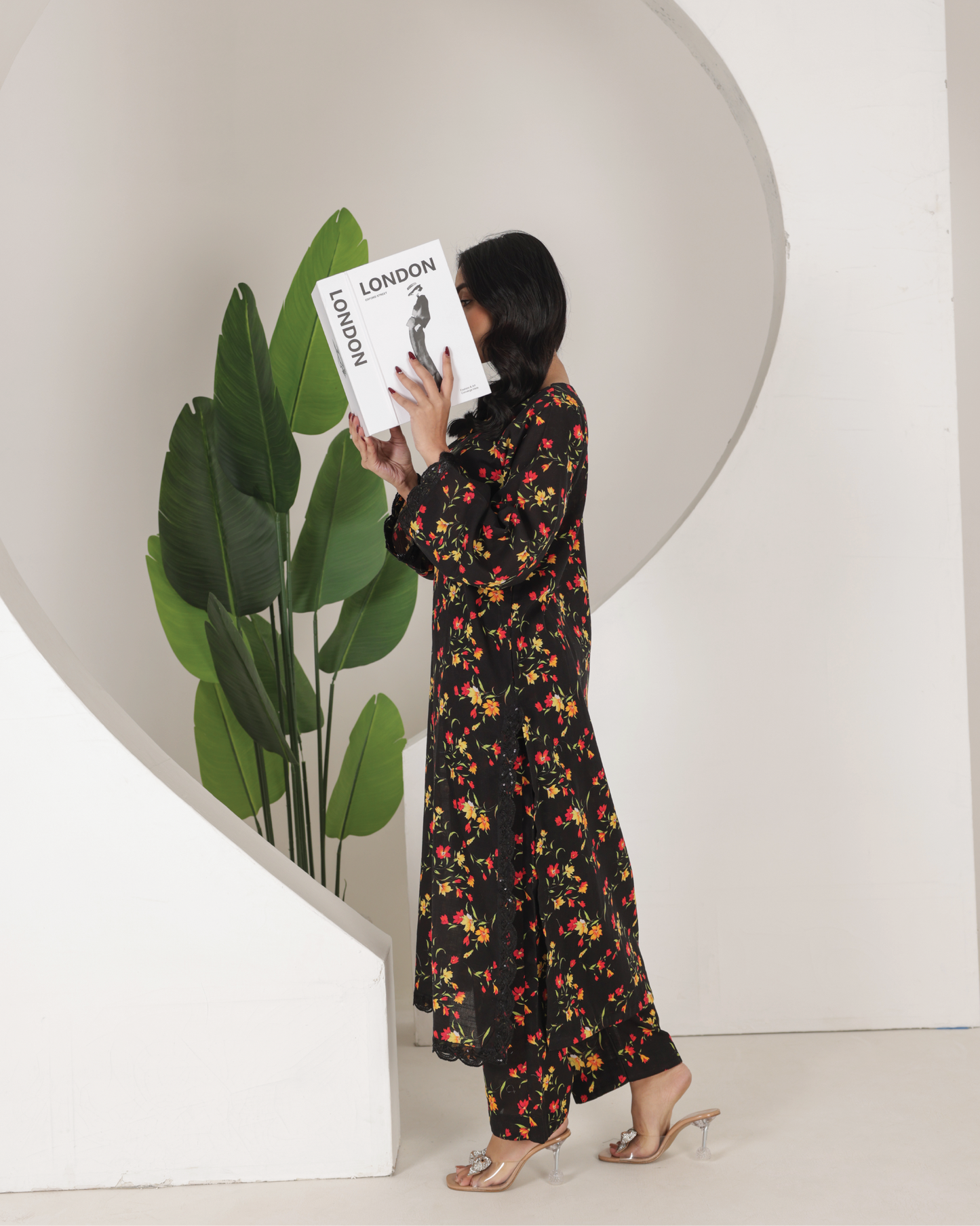 Velvet Blossom – A Timeless Expression of Style