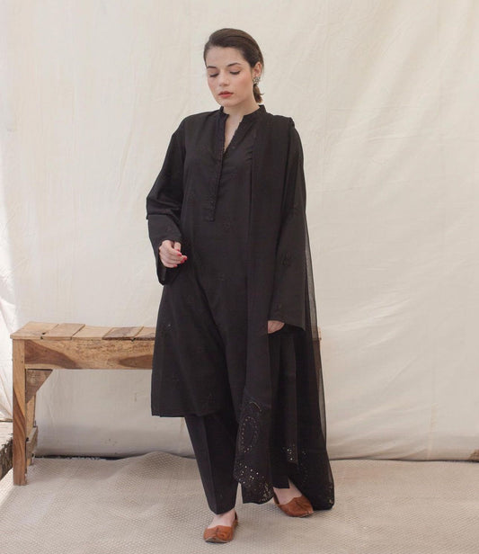 Black | 3-Piece Stitched Suit